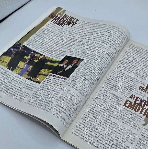 Vintage 1996 Entertainment Weekly Magazine Gillian Anderson X-Files Issue - Picture 6 of 6